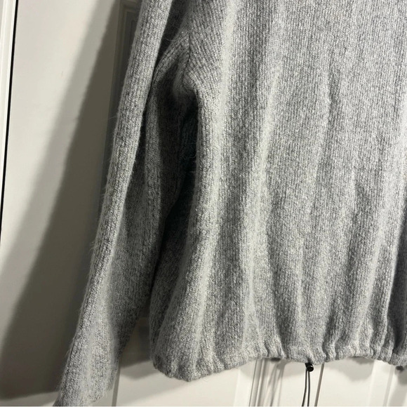 ZARA Smock Neck Cropped Sweatshirt with Drawstring Hemline  Sz S Athleisure - Picture 3 of 8